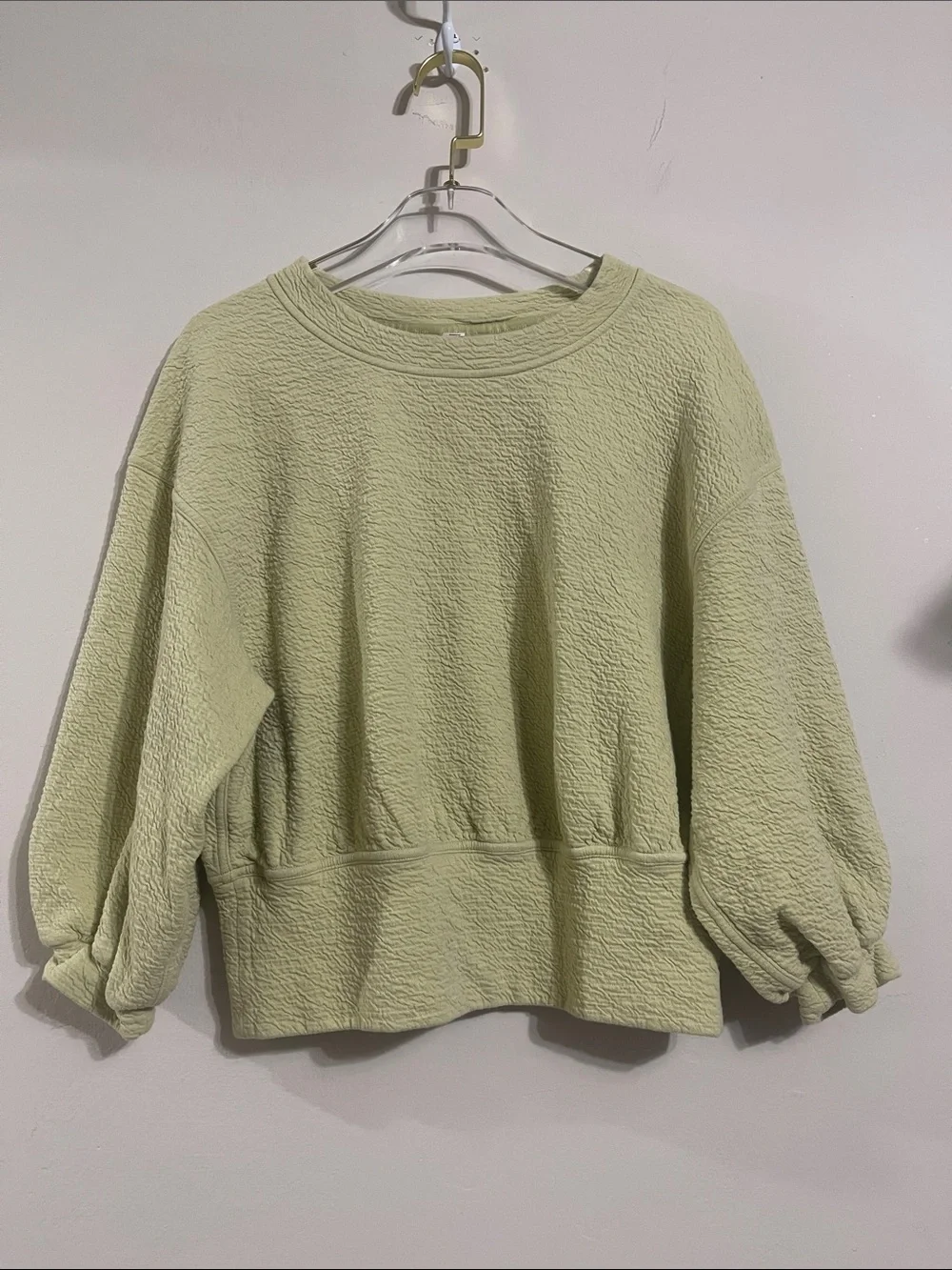 Lululemon Textured Crewneck Pullover Balloon Sleeve Top
